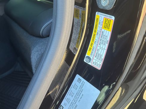 Used 2016 Chevrolet Camaro LT w/ RS Package image 4