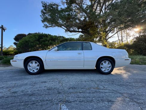 Used 1998 Cadillac Eldorado FWD image 6