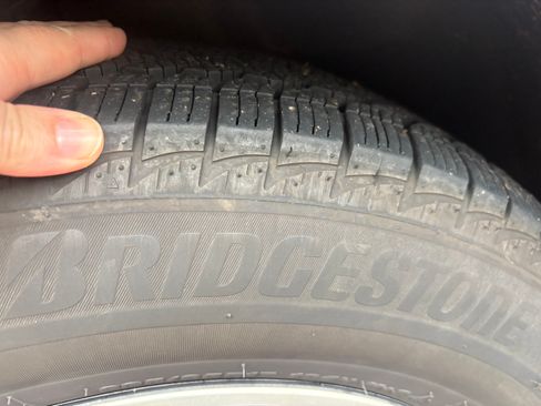 Used 2021 Chrysler Pacifica Limited w/ Premium & Safety Sphere Group image 21