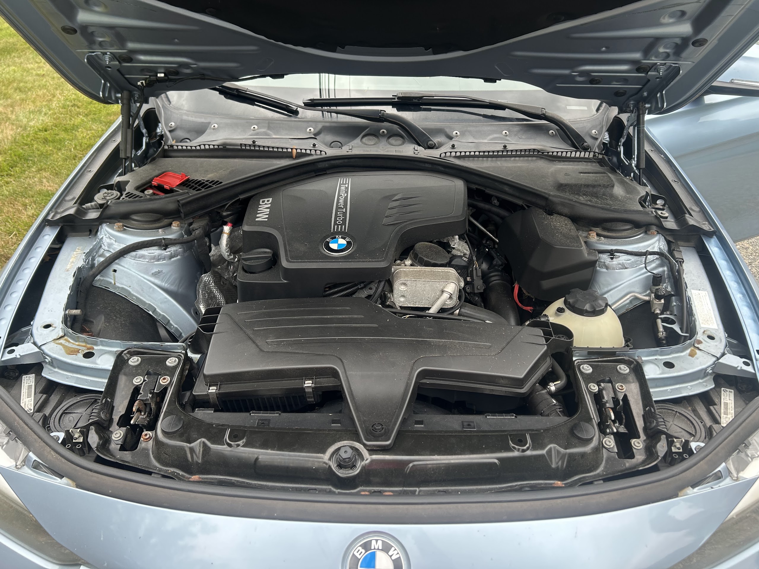 Used 2014 BMW 320i xDrive Sedan AWD/4WD image 11