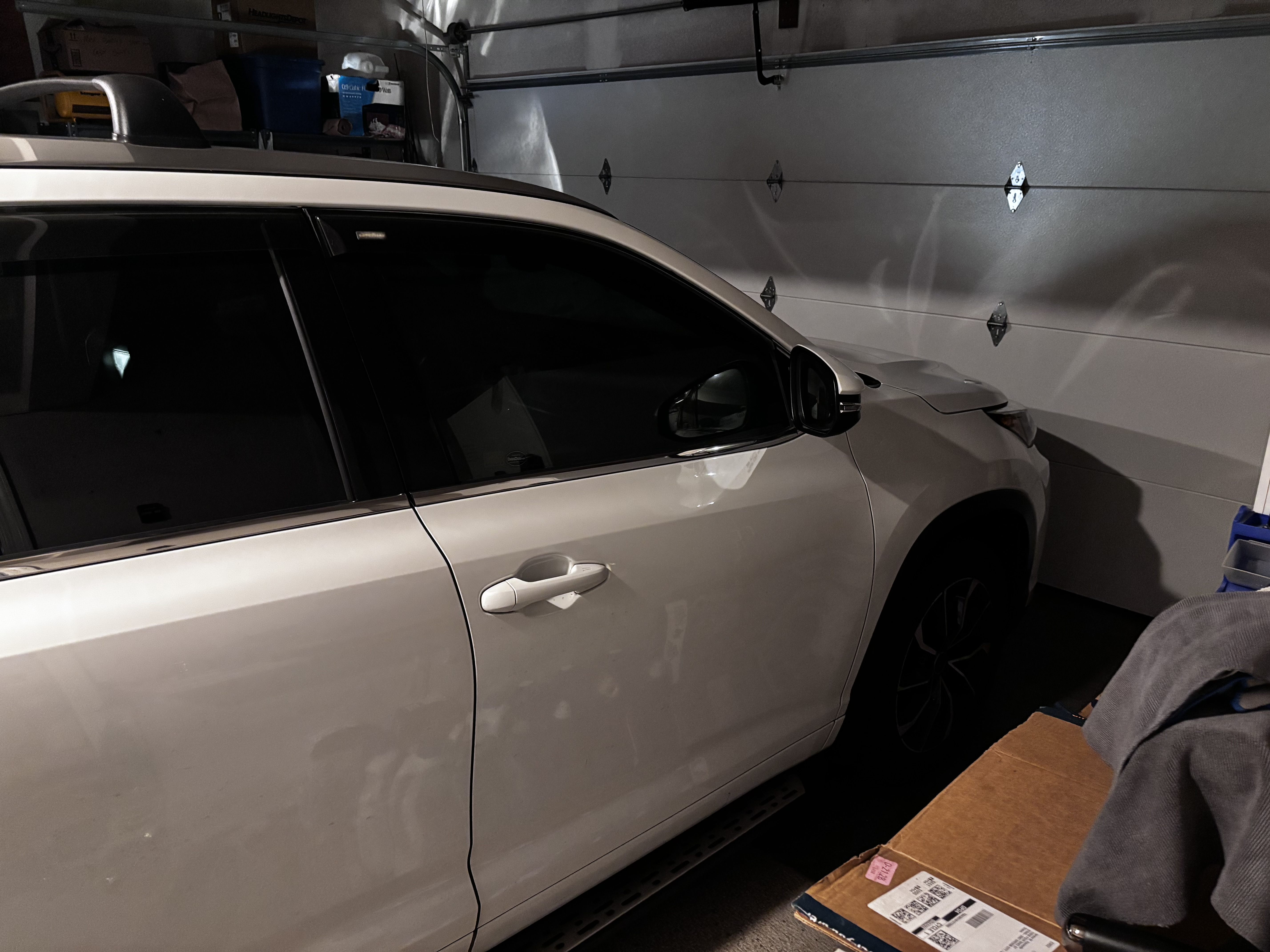 Used 2018 Toyota Highlander Limited AWD/4WD image 2