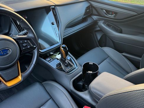 Used 2022 Subaru Outback Wilderness w/ Wilderness Package image 8