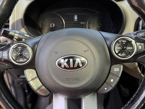 Used 2018 Kia Soul + w/ + Primo LIT Package image 6