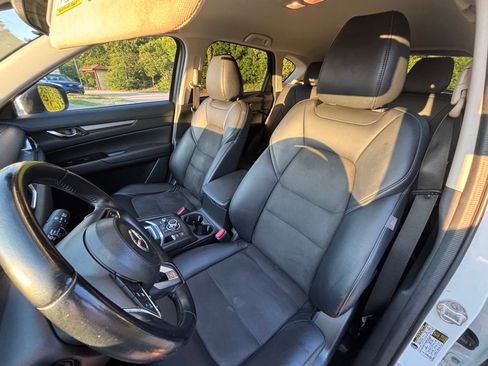 Used 2018 MAZDA CX-5 Touring FWD image 2