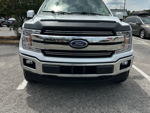 Used 2020 Ford F150 Lariat w/ Equipment Group 501A Mid image 4