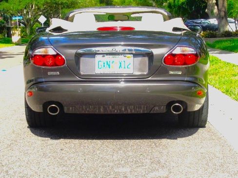 Used 2006 Jaguar XK8 Convertible RWD image 17