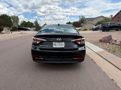 Used 2018 Hyundai Sonata Limited w/ Ultimate Package 02 FWD image 8