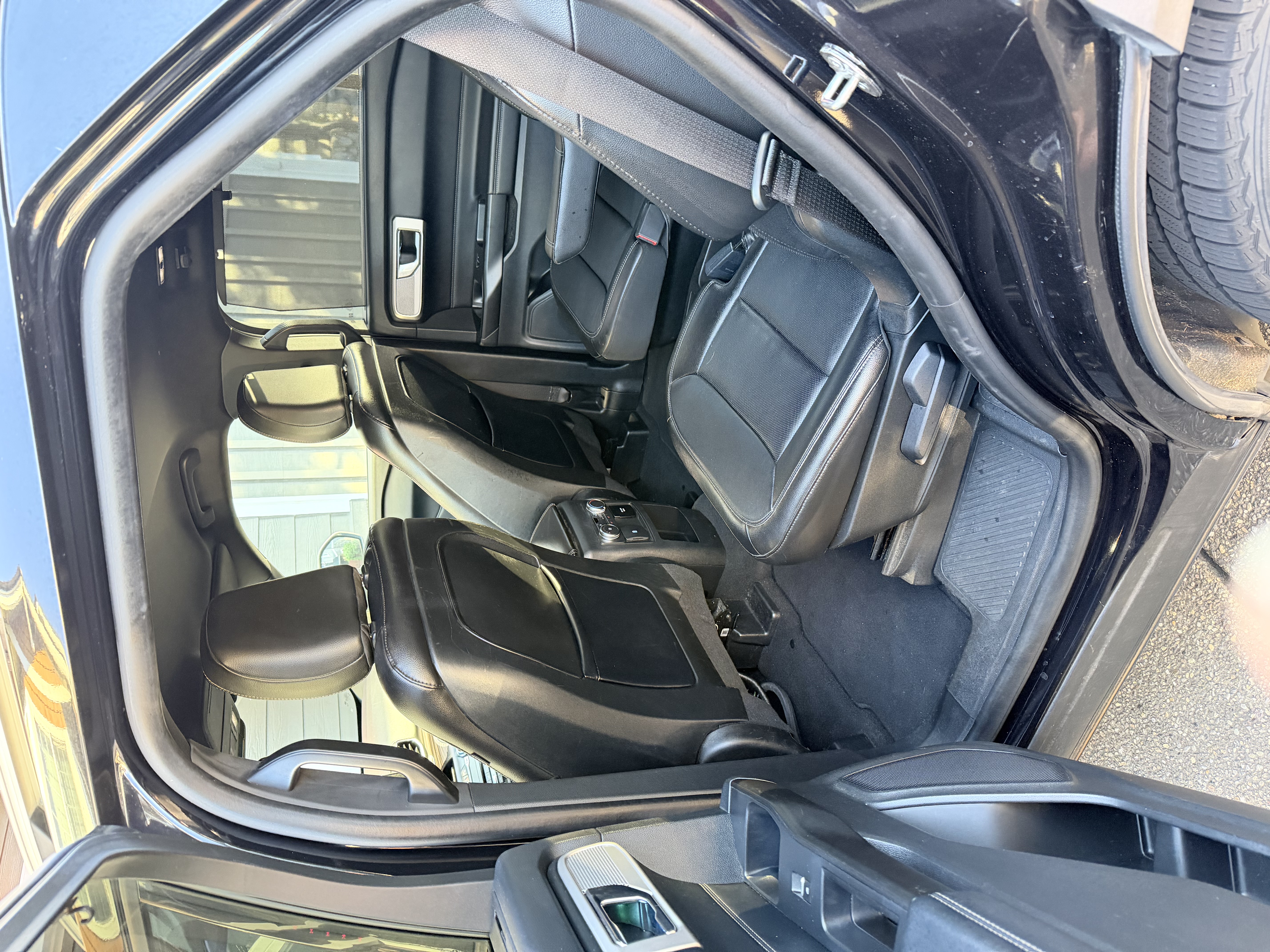 Used 2020 Ford Explorer Limited AWD/4WD image 14