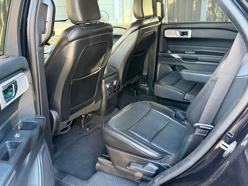 Used 2020 Ford Explorer Limited AWD/4WD image 14