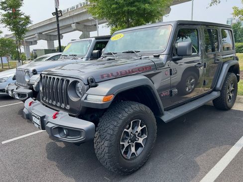 Used 2018 Jeep Wrangler Unlimited Rubicon image 2