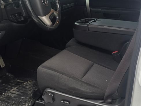 Used 2013 GMC Sierra 2500 SLE w/ SLE Preferred Package image 8