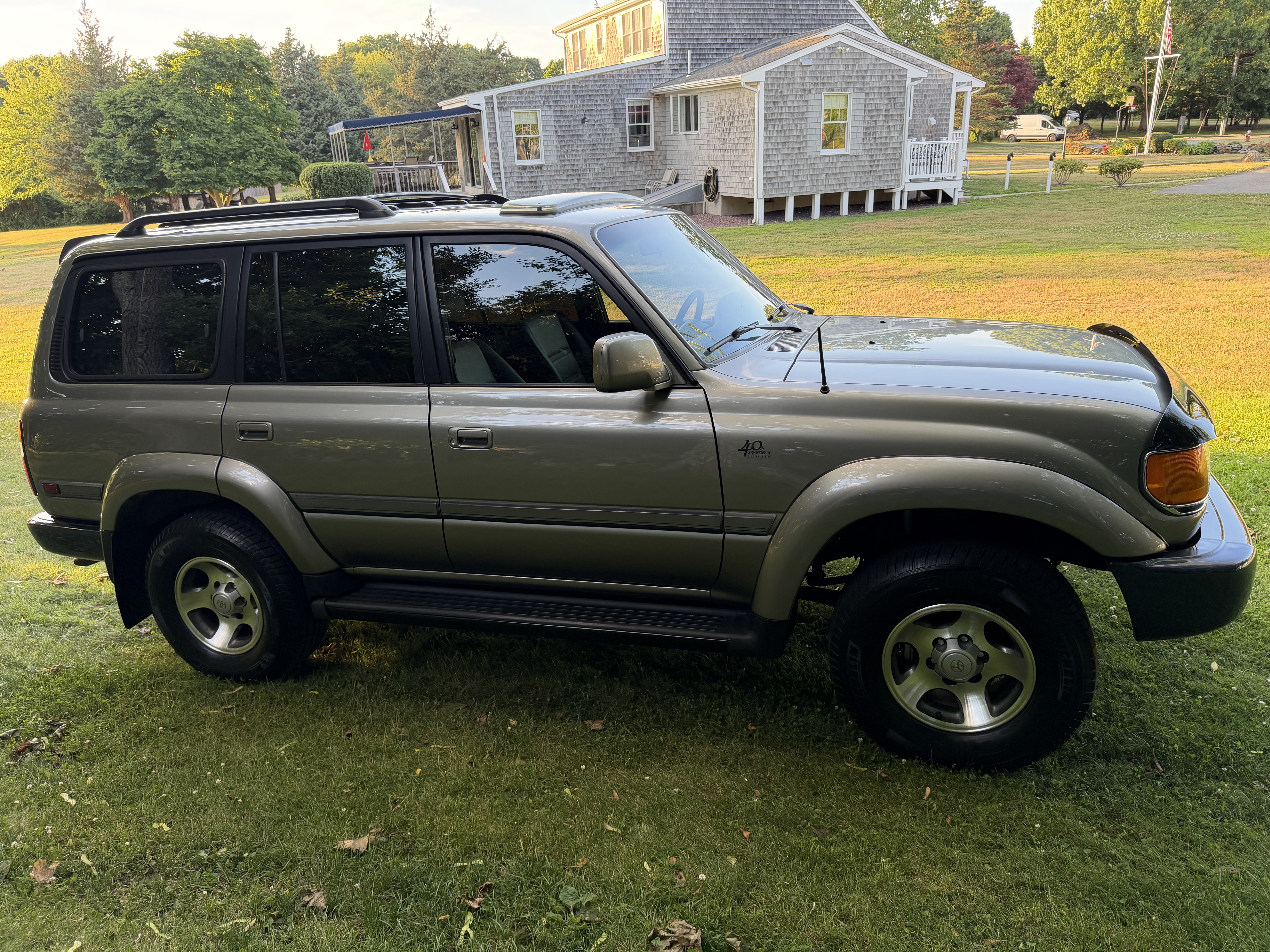 Used 1997 Toyota Land Cruiser AWD/4WD image 2