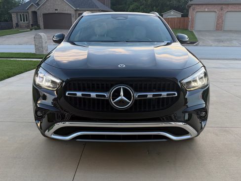 Used 2025 Mercedes-Benz GLA 250 4MATIC image 1