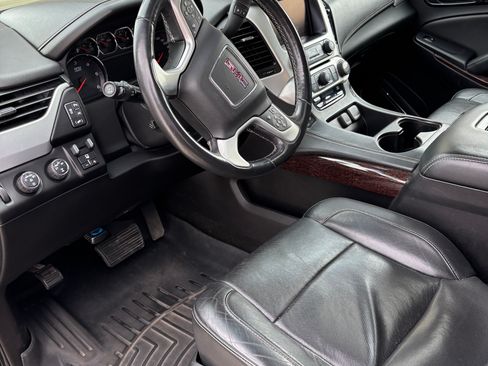 Used 2016 GMC Yukon SLT w/ Open Road Package image 10