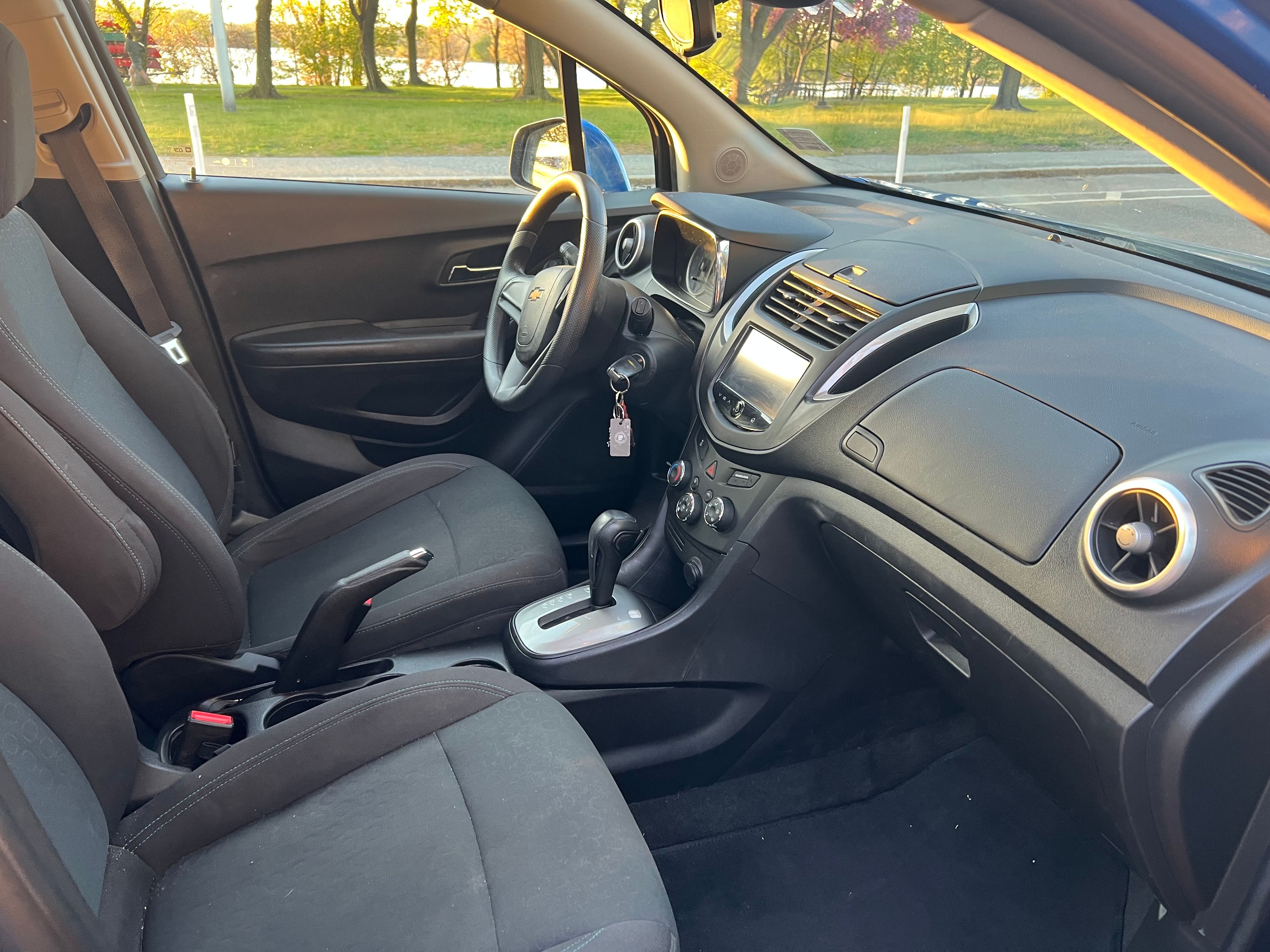 Used 2016 Chevrolet Trax LS FWD image 10