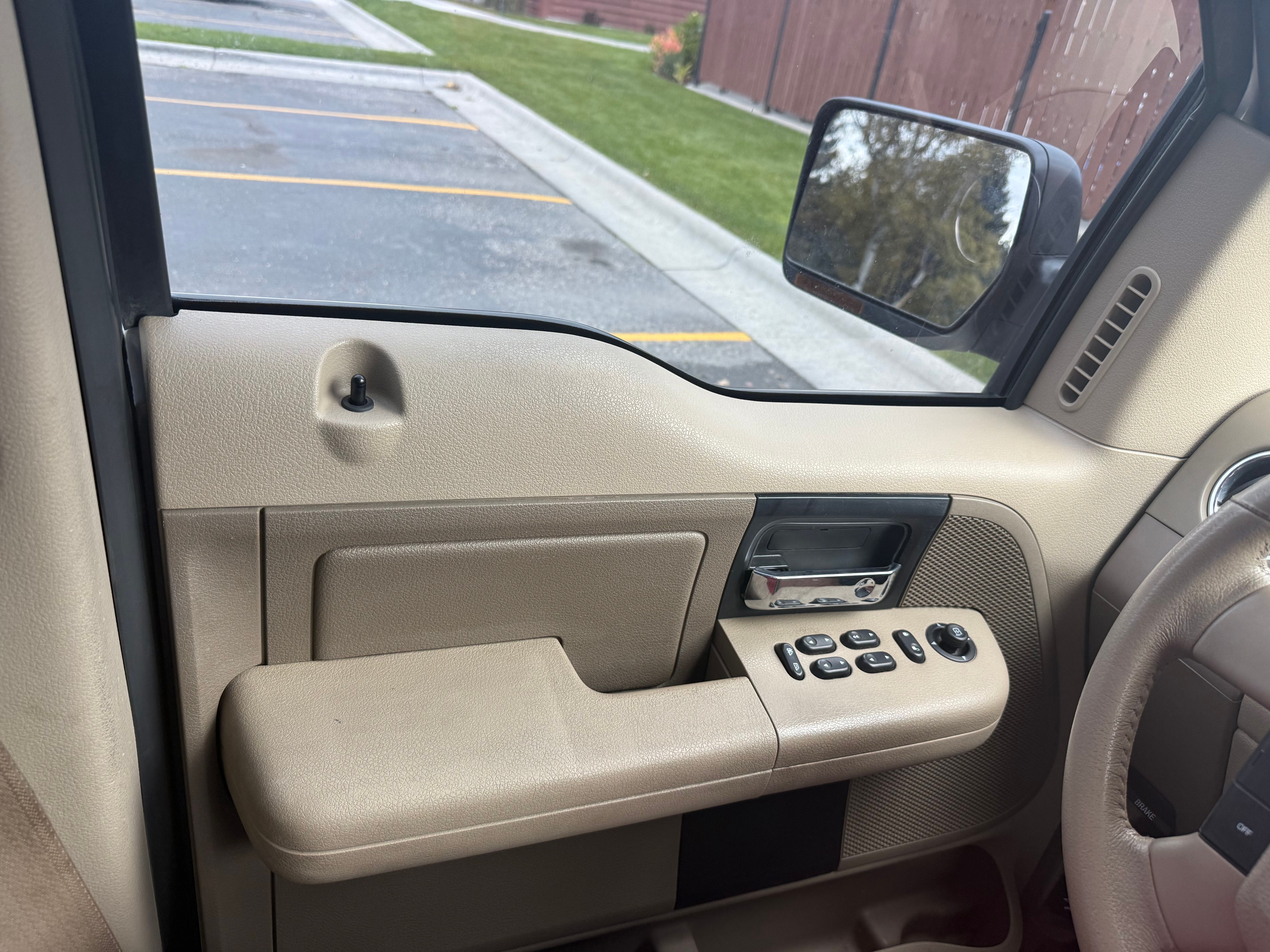 Used 2006 Ford F150 XLT AWD/4WD image 21