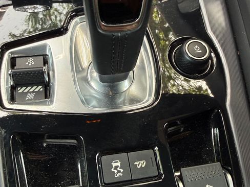 Used 2021 Jaguar F-TYPE R AWD/4WD image 13