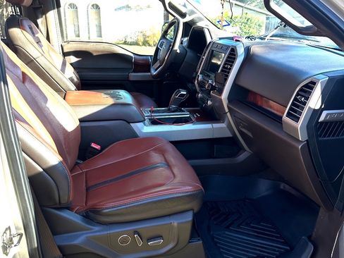 Used 2018 Ford F150 King Ranch w/ Equipment Group 601A Luxury AWD/4WD image 7
