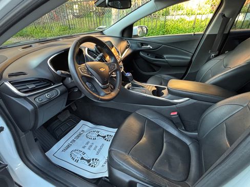 Used 2016 Chevrolet Volt Premier w/ Driver Confidence Package image 1