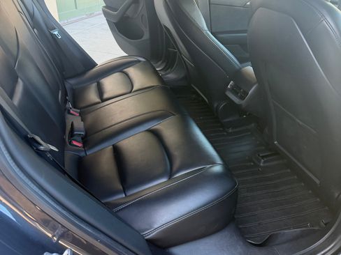 Used 2021 Tesla Model 3 Standard Range Plus RWD image 17