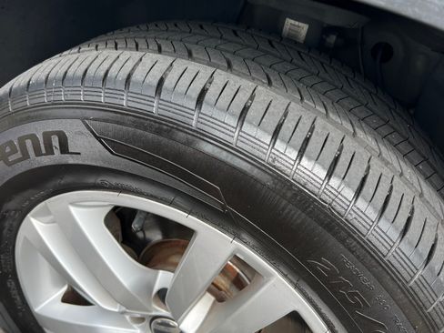 Used 2016 Volkswagen Tiguan S image 18