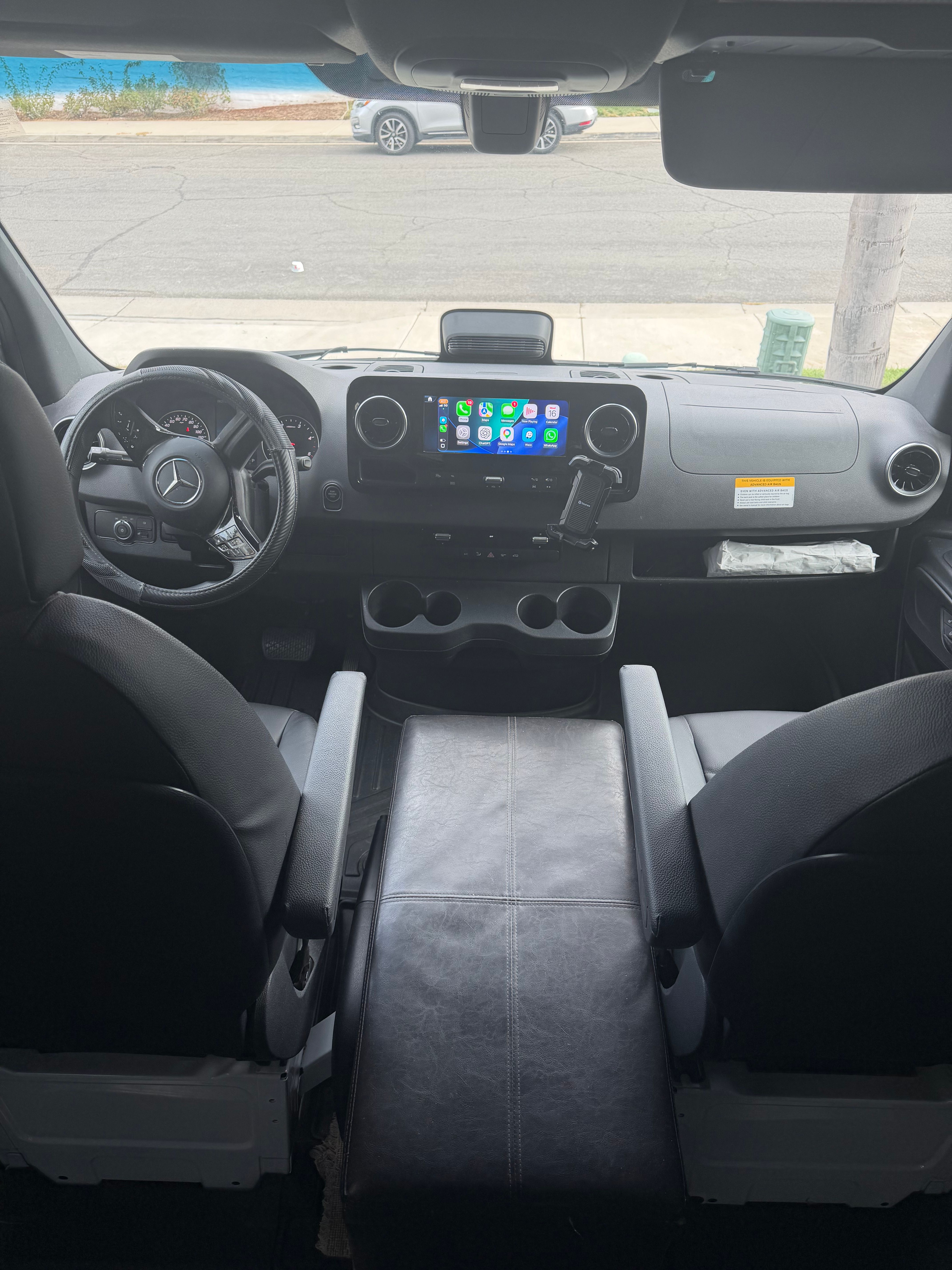 Used 2025 Mercedes-Benz Sprinter 3500 image 5