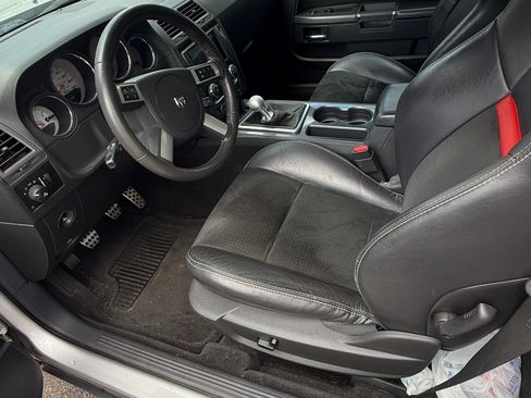 Used 2010 Dodge Challenger SRT8 w/ SRT Option Group II RWD image 13
