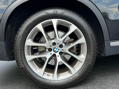 Used 2024 BMW X5 xDrive40i w/ Premium Package AWD/4WD image 18