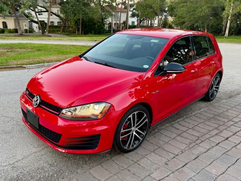 Used 2017 Volkswagen GTI Sport FWD image 4