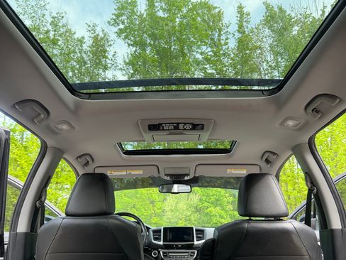 Used 2017 Honda Pilot Elite image 14