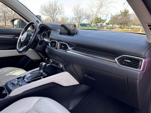 Used 2017 MAZDA CX-5 Grand Touring image 5