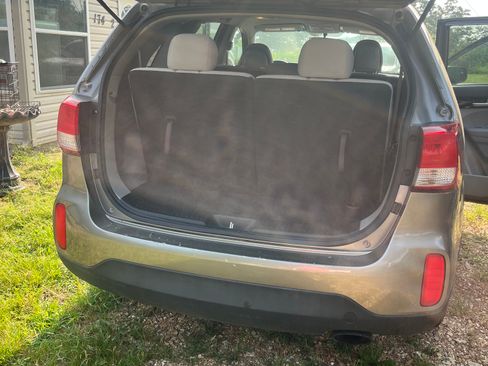 Used 2015 Kia Sorento LX image 5