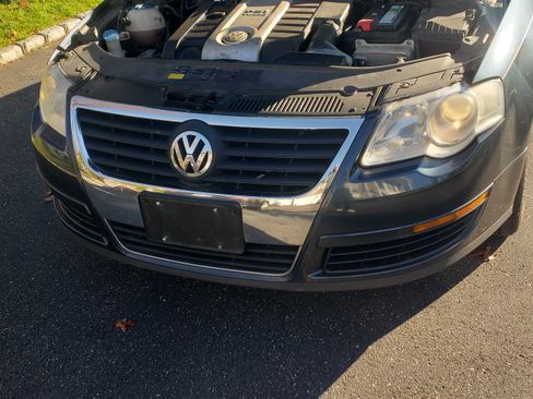 Used 2006 Volkswagen Passat 2.0T image 6