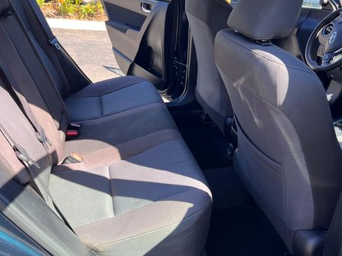 Used 2018 Toyota Corolla LE image 13