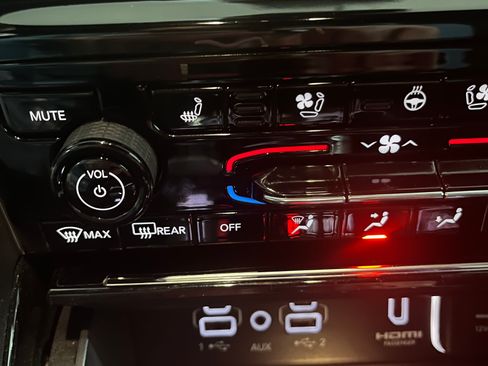 Used 2022 Jeep Grand Cherokee Trailhawk w/ Advanced Protech Group II image 9