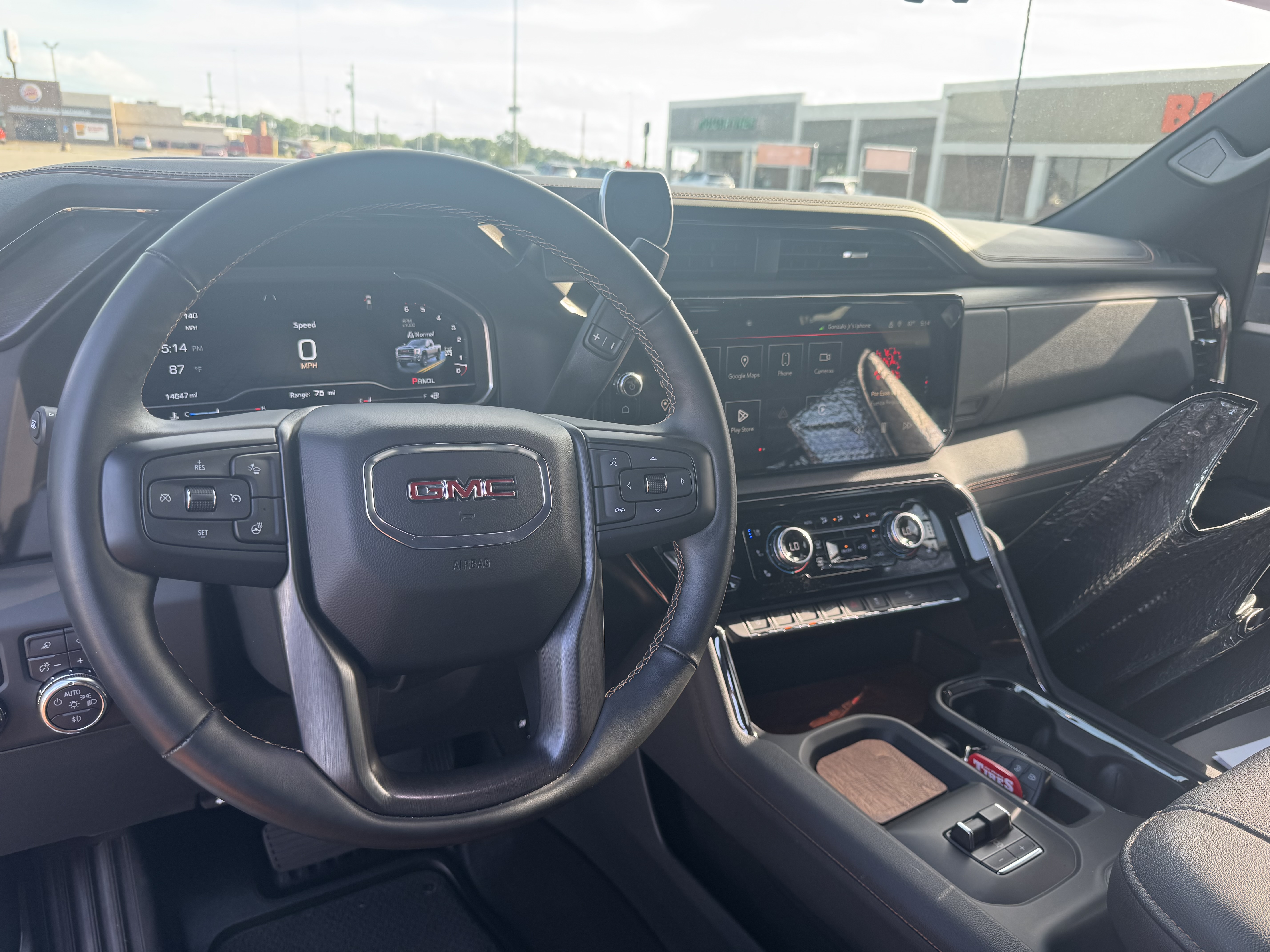 Used 2024 GMC Sierra 2500 AT4 w/ AT4 Premium Plus Package AWD/4WD image 8