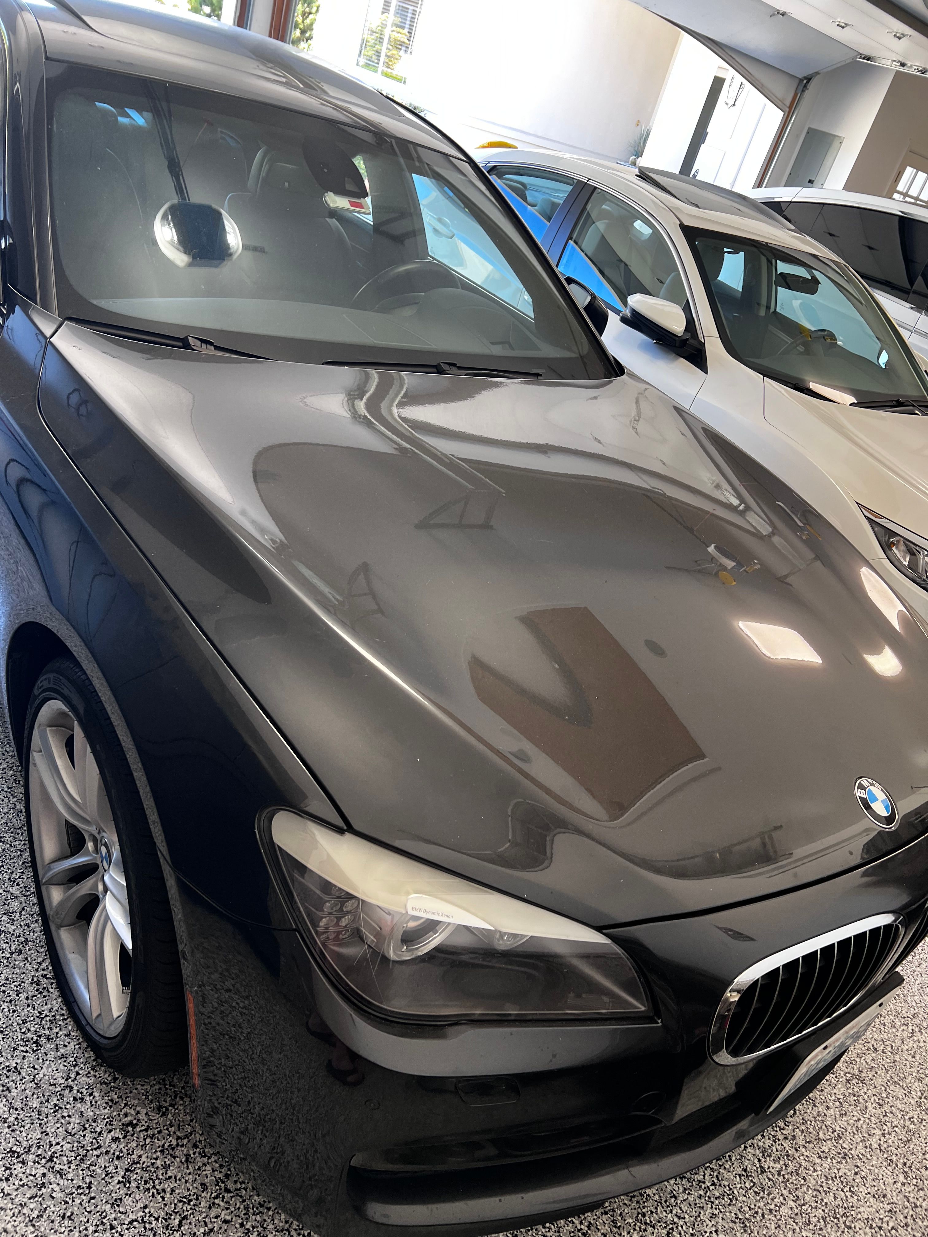 Used 2011 BMW 750i RWD image 5