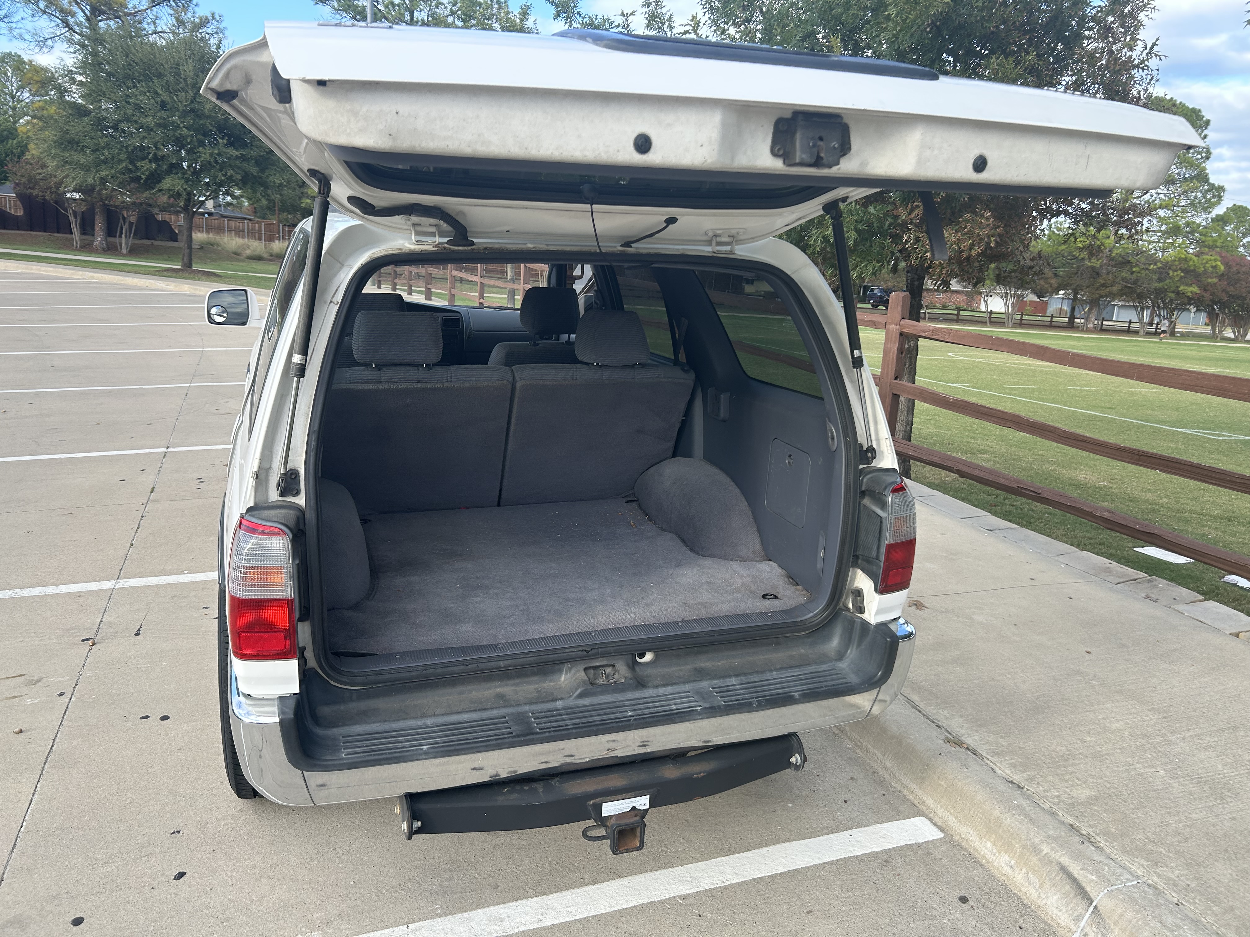 Used 1998 Toyota 4Runner SR5 AWD/4WD image 8