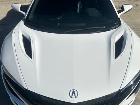Used 2017 Acura NSX image 14