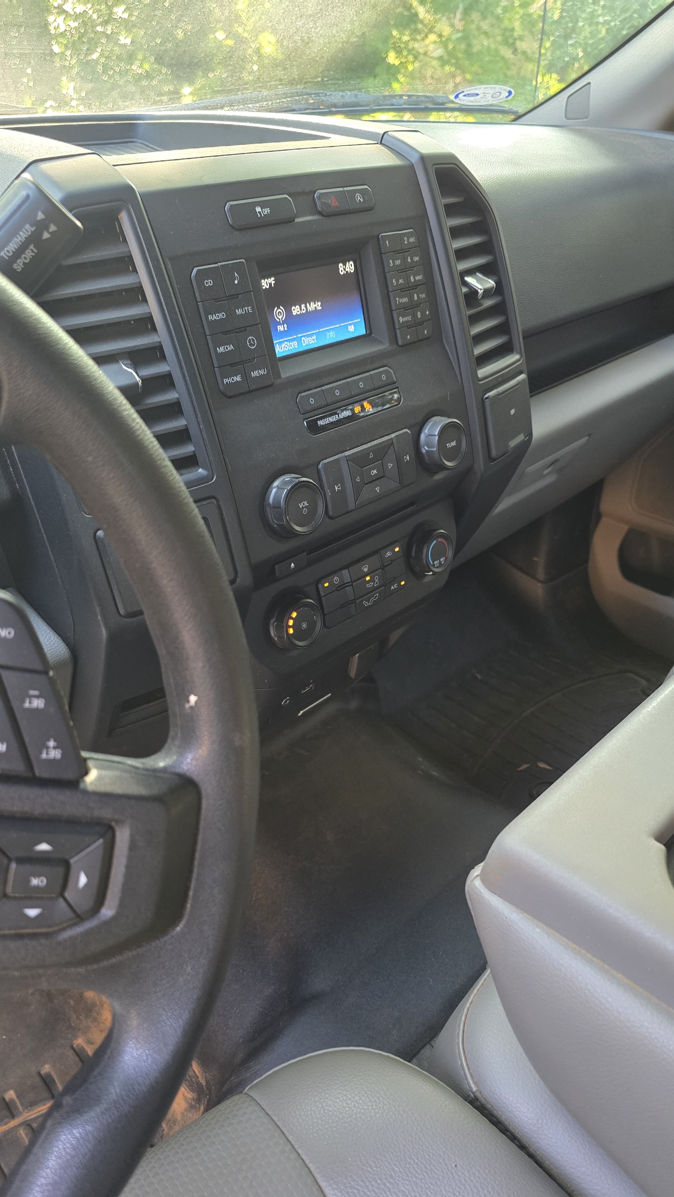 Used 2015 Ford F150 XL w/ Equipment Group 101A Mid RWD image 15