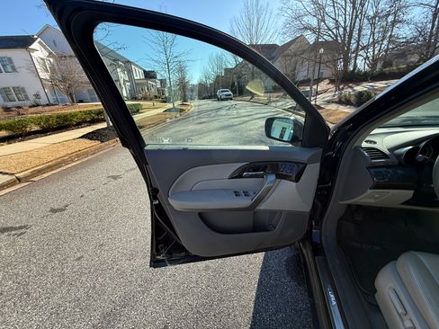 Used 2011 Acura MDX Sport Utility 4D image 14