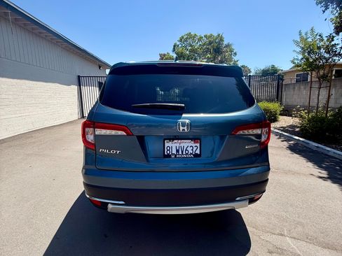 Used 2019 Honda Pilot Touring image 11