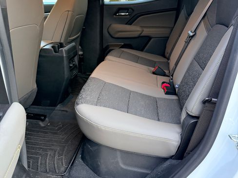 Used 2024 Chevrolet Colorado ZR2 w/ Safety Package image 9