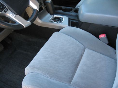 Used 2014 Toyota Sequoia SR5 image 11