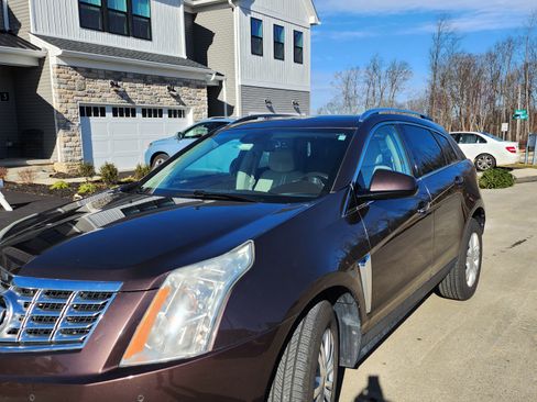 Used 2016 Cadillac SRX Luxury w/ Driver Awareness Package image 2