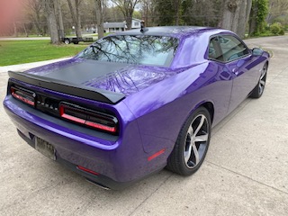 Used 2016 Dodge Challenger R/T RWD image 11