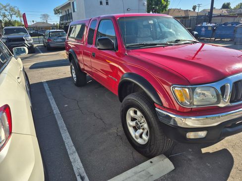 Used 2003 Toyota Tacoma PreRunner image 2