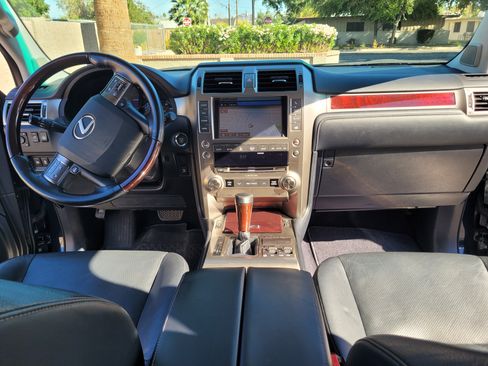 Used 2019 Lexus GX 460 Premium image 11