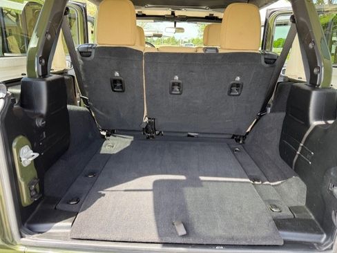 Used 2021 Jeep Wrangler Unlimited Sport image 12