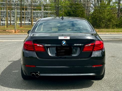 Used 2013 BMW 528i xDrive Sedan AWD/4WD image 8
